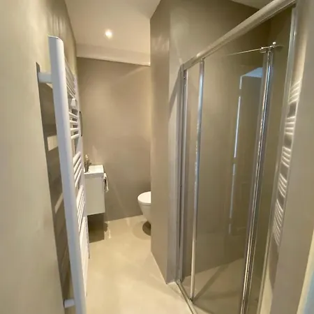 Exceptional Center Sea View And Swimming Pool Live In Parc Bruyere