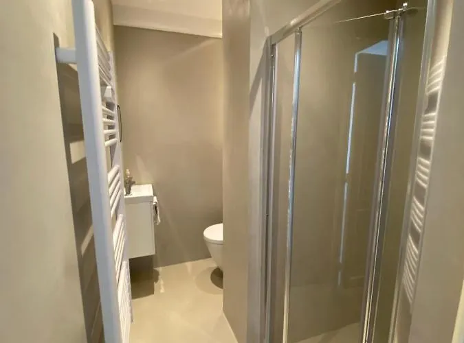 Exceptional Center Sea View And Swimming Pool Live In Parc Bruyere